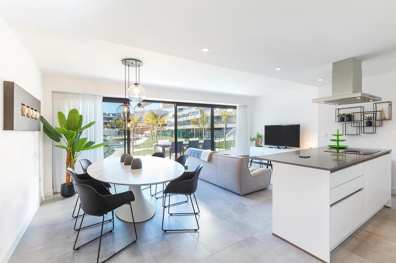 Luxury Apartment With 3 Bedrooms Estepona Spain