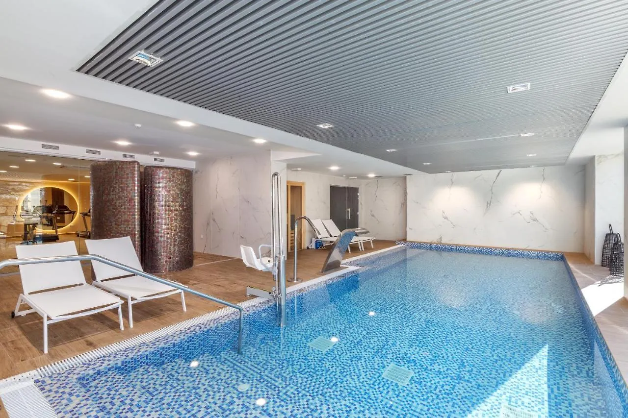 Luxury Apartment With 3 Bedrooms Estepona 0*,  Spain