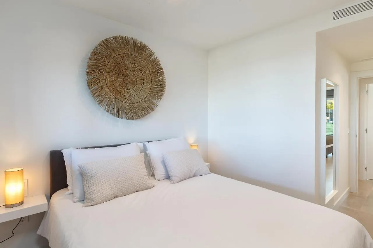 Luxury Apartment With 3 Bedrooms Estepona Spain